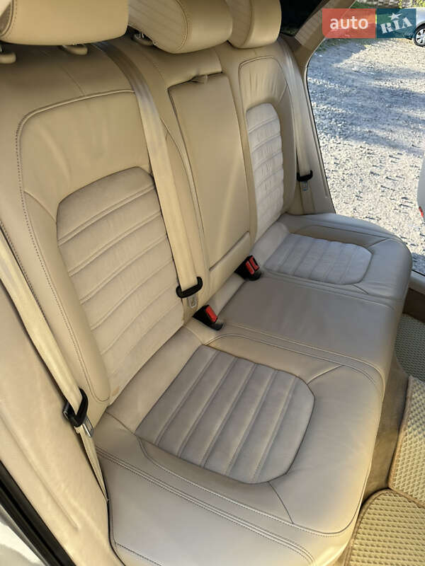 Седан Volkswagen Passat 2012 в Хмельницькому