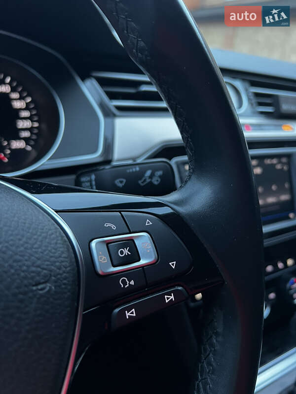 Седан Volkswagen Passat 2017 в Харькове фото 9 Седан Volkswagen Passat 2017 в Харькове