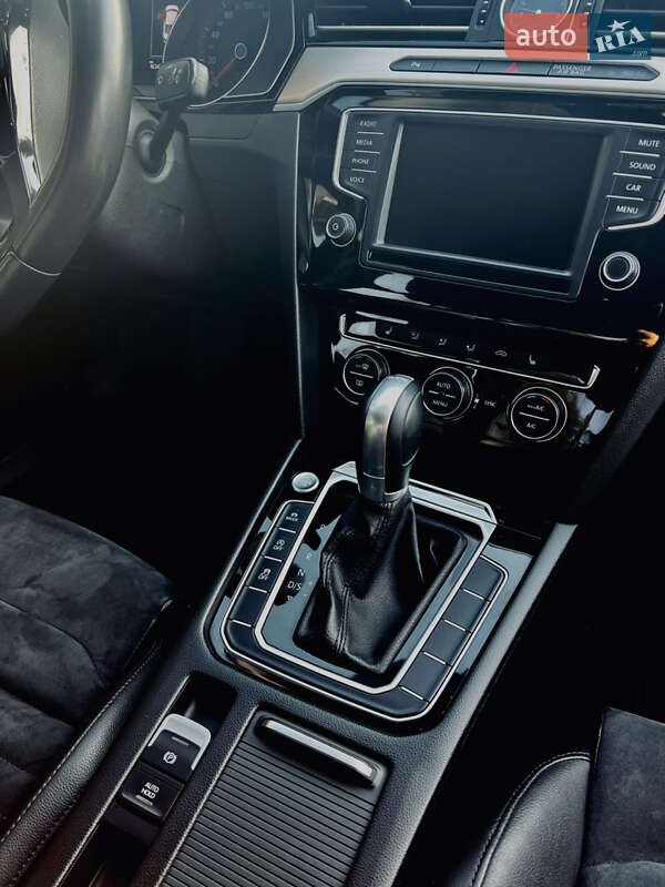 Седан Volkswagen Passat 2017 в Харькове фото 16 Седан Volkswagen Passat 2017 в Харькове