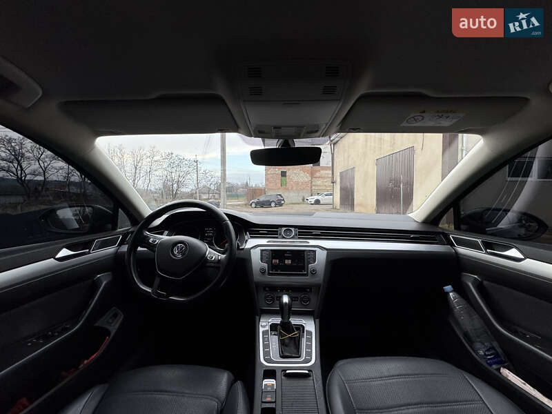 Универсал Volkswagen Passat 2017 в Могилев-Подольске