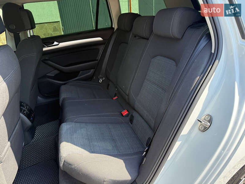 Універсал Volkswagen Passat 2018 в Коломиї