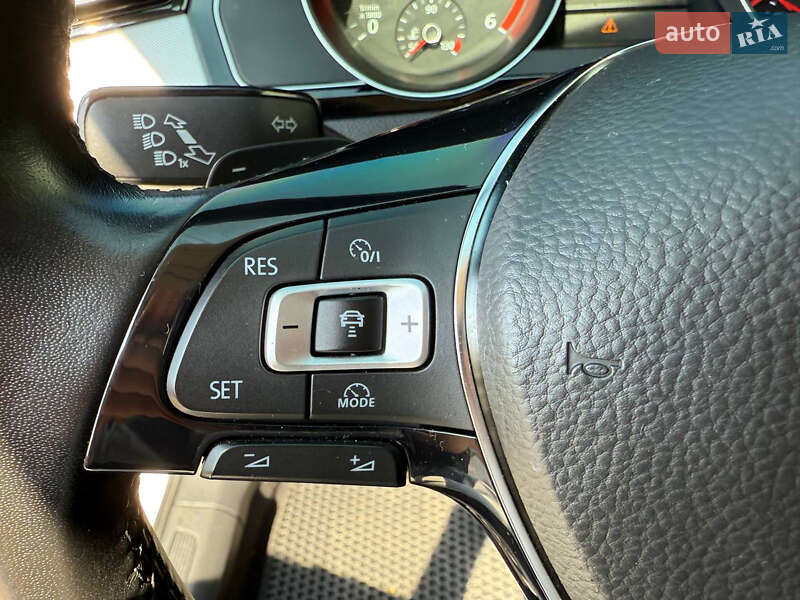 Універсал Volkswagen Passat 2018 в Коломиї