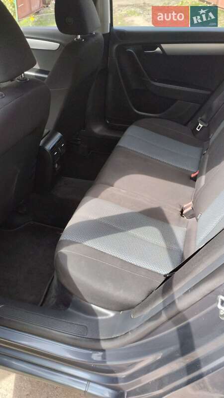 Універсал Volkswagen Passat 2012 в Чернігові фото 3 Універсал Volkswagen Passat 2012 в Чернігові