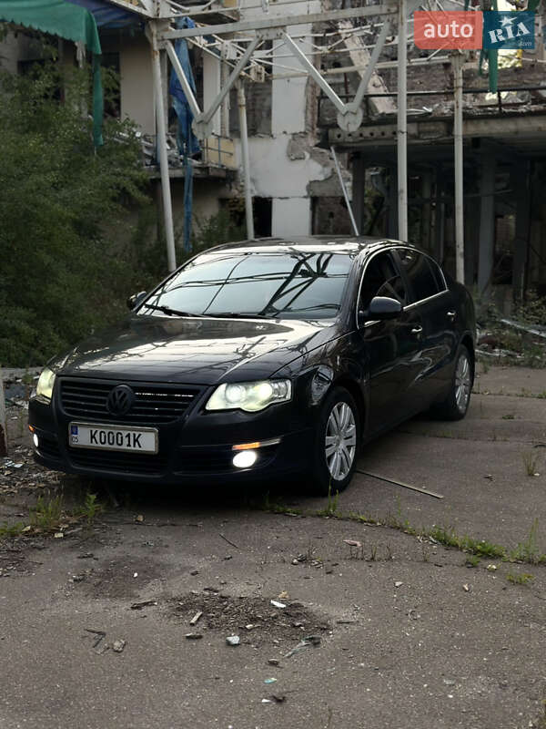 Седан Volkswagen Passat 2006 в Слов'янську