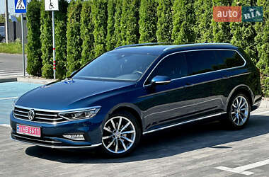 Універсал Volkswagen Passat 2020 в Луцьку