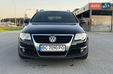 Универсал Volkswagen Passat 2010 в Львове