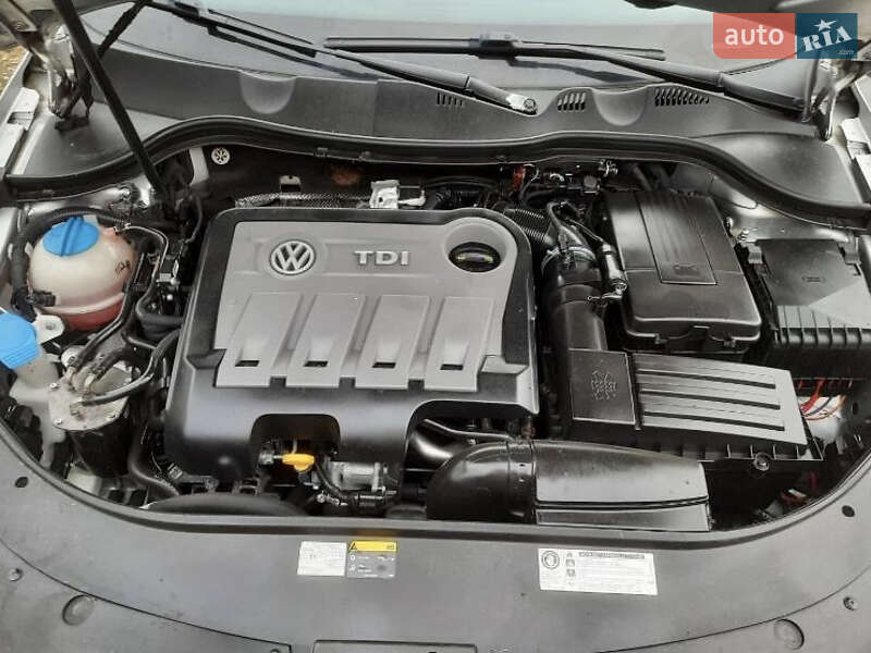 Универсал Volkswagen Passat 2014 в Черновцах