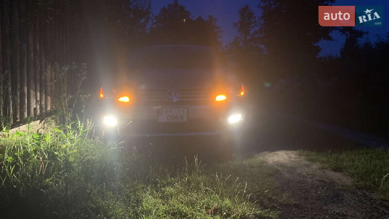 Седан Volkswagen Passat 2012 в Ровно