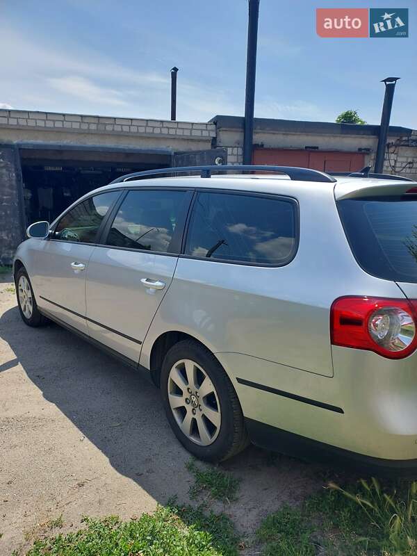 Универсал Volkswagen Passat 2009 в Кременчуге