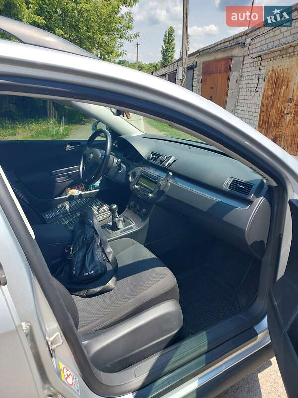 Универсал Volkswagen Passat 2009 в Кременчуге