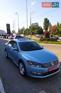Седан Volkswagen Passat 2013 в Києві