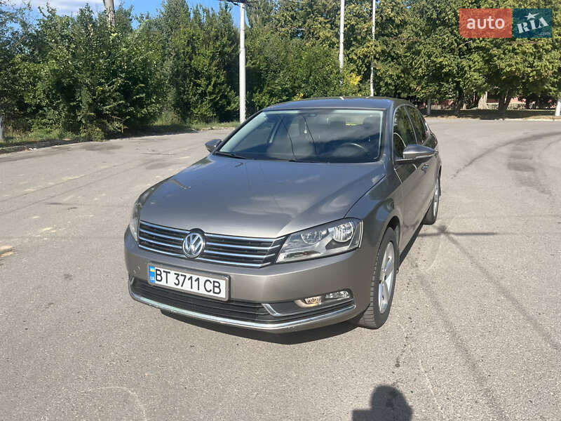 Volkswagen Passat 2012