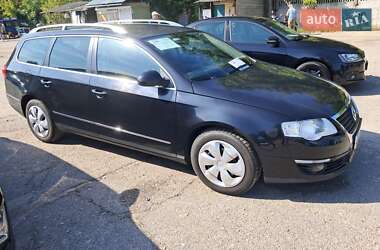 Универсал Volkswagen Passat 2006 в Чернигове