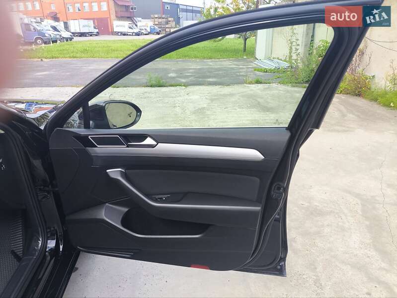 Універсал Volkswagen Passat 2018 в Вінниці