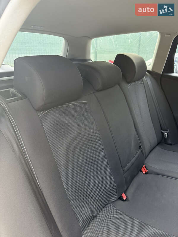 Универсал Volkswagen Passat 2005 в Киеве фото 30 Универсал Volkswagen Passat 2005 в Киеве