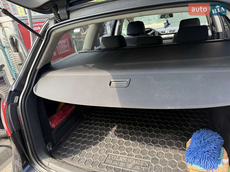 Универсал Volkswagen Passat 2005 в Киеве фото 35 Универсал Volkswagen Passat 2005 в Киеве