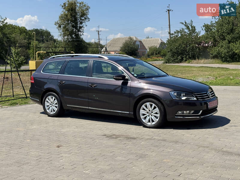 Універсал Volkswagen Passat 2011 в Новій Водолагі фото 23 Універсал Volkswagen Passat 2011 в Новій Водолагі