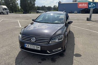 Универсал Volkswagen Passat 2011 в Киеве