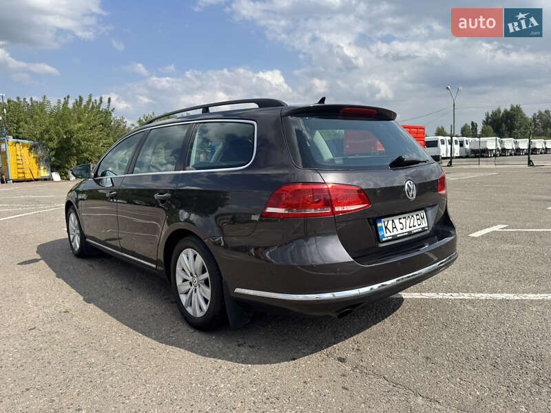 Універсал Volkswagen Passat 2011 в Києві
