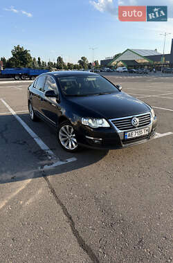 Седан Volkswagen Passat 2008 в Киеве