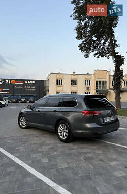 Универсал Volkswagen Passat 2015 в Виннице