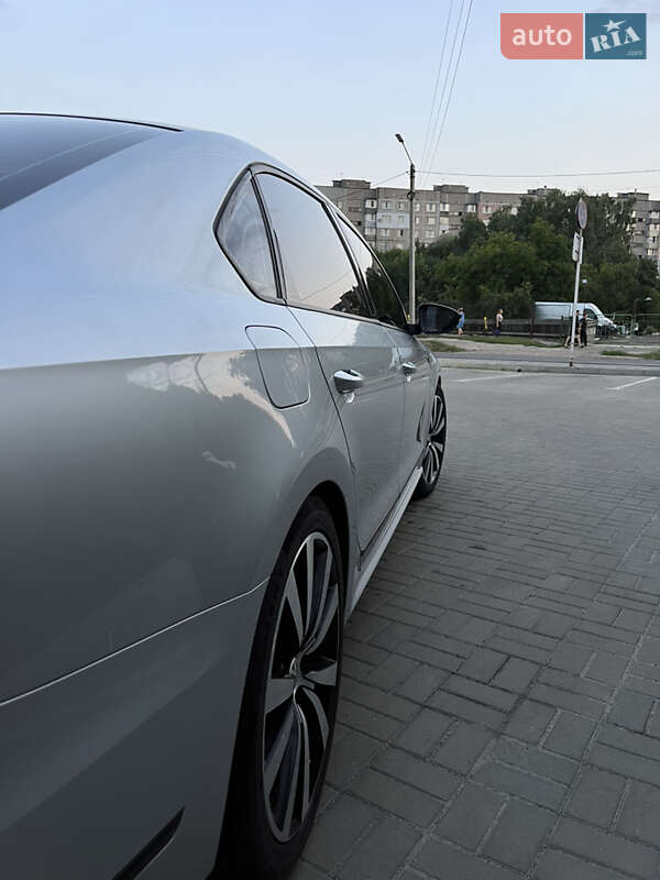 Седан Volkswagen Passat 2018 в Черкасах
