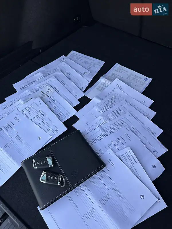 Универсал Volkswagen Passat 2021 в Умани документ 2 фото Универсал Volkswagen Passat 2021 в Умани документ