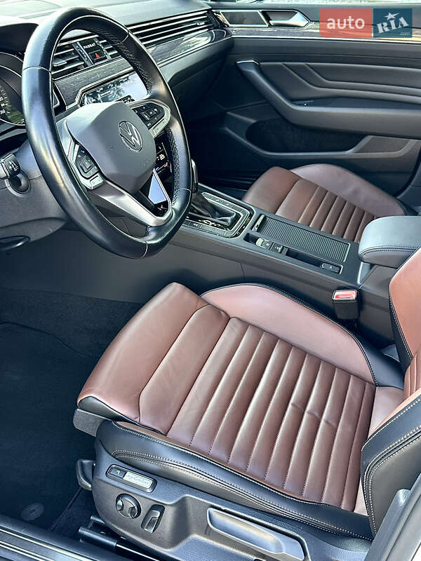Универсал Volkswagen Passat 2021 в Умани фото 33 Универсал Volkswagen Passat 2021 в Умани