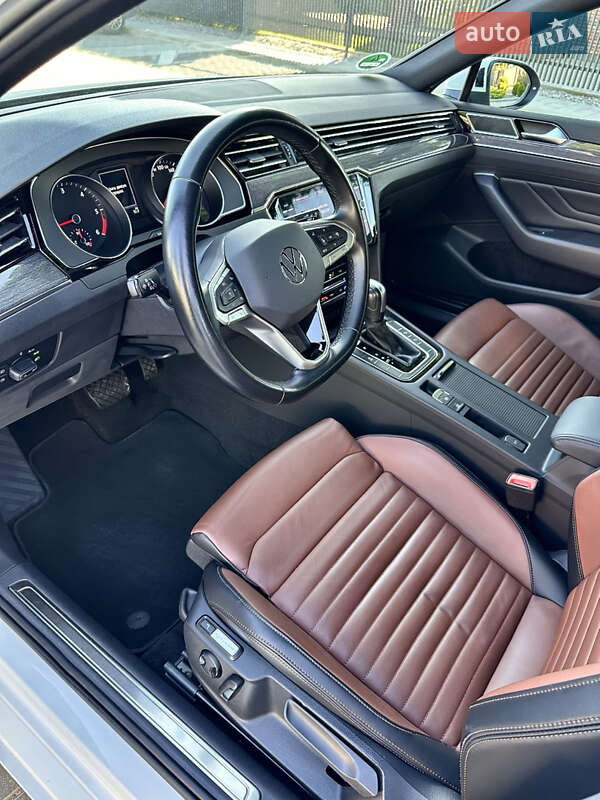 Универсал Volkswagen Passat 2021 в Умани фото 36 Универсал Volkswagen Passat 2021 в Умани