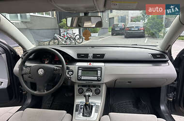 Седан Volkswagen Passat 2005 в Львові