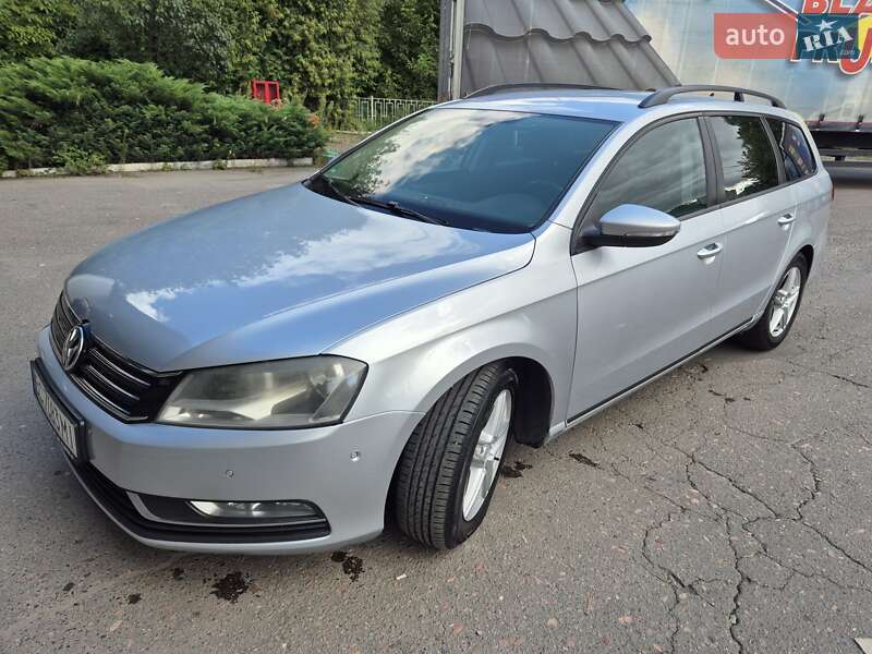 Универсал Volkswagen Passat 2012 в Львове