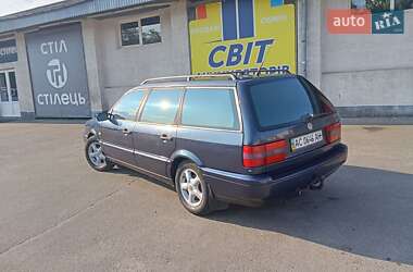 Универсал Volkswagen Passat 1995 в  фото 15 Универсал Volkswagen Passat 1995 в