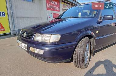 Универсал Volkswagen Passat 1995 в  фото 19 Универсал Volkswagen Passat 1995 в