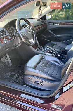 Седан Volkswagen Passat 2013 в 