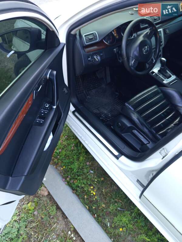 Универсал Volkswagen Passat 2010 в Кропивницком фото 4 Универсал Volkswagen Passat 2010 в Кропивницком