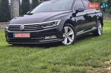 Седан Volkswagen Passat 2017 в Стрые