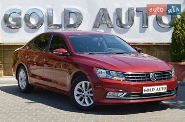 Седан Volkswagen Passat 2018 в Одесі