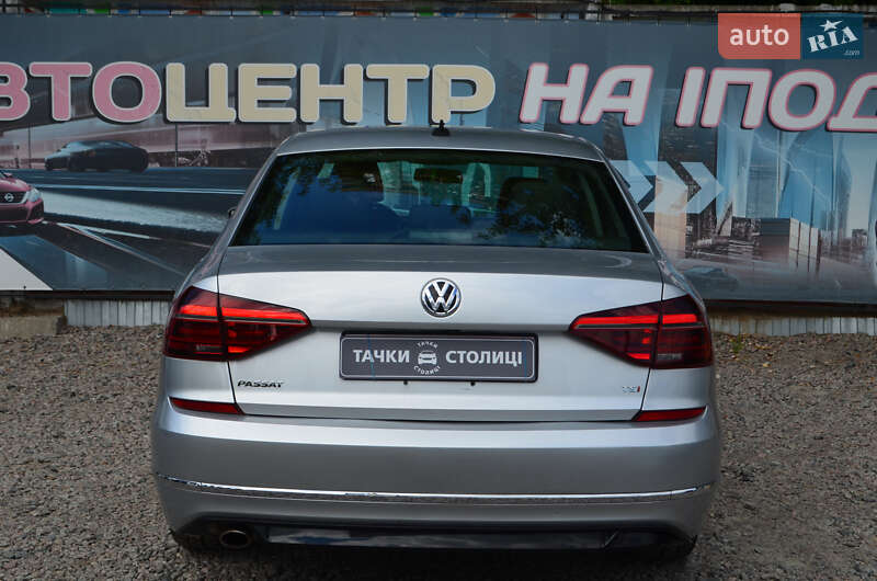 Седан Volkswagen Passat 2018 в Киеве фото 8 Седан Volkswagen Passat 2018 в Киеве