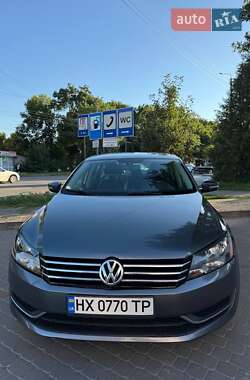 Седан Volkswagen Passat 2013 в Хмельницком