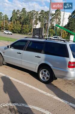 Универсал Volkswagen Passat 1996 в Киеве