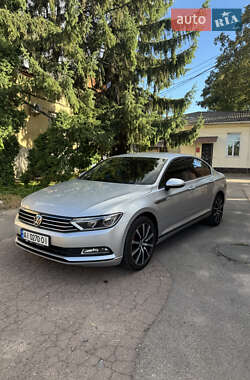 Седан Volkswagen Passat 2017 в Прилуках