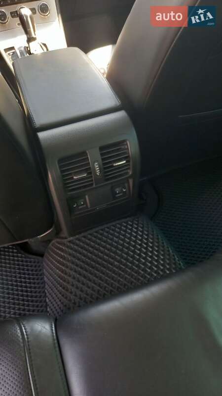 Універсал Volkswagen Passat 2012 в Полтаві