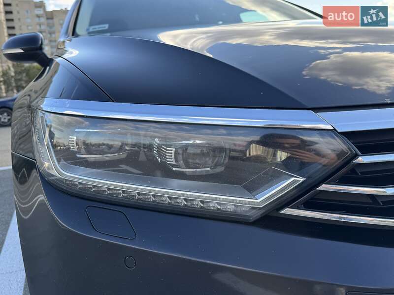 Універсал Volkswagen Passat 2015 в Києві
