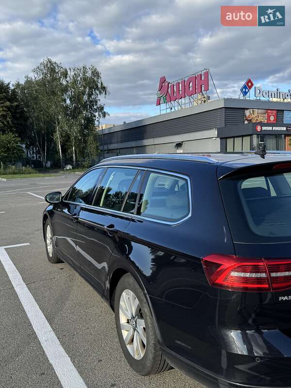 Універсал Volkswagen Passat 2015 в Києві
