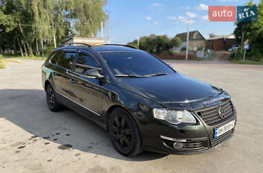 Универсал Volkswagen Passat 2006 в Мирополе