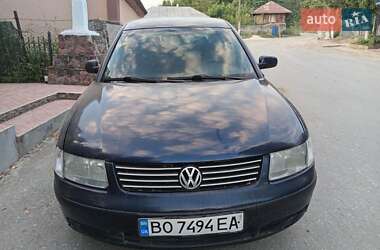 Седан Volkswagen Passat 1997 в Заліщиках
