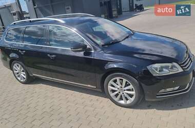 Универсал Volkswagen Passat 2014 в Киеве