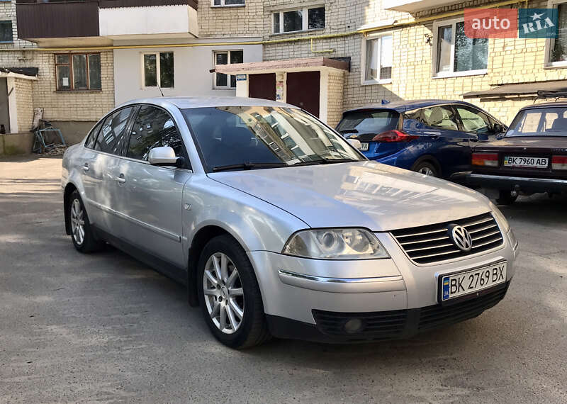 Volkswagen Passat 2003