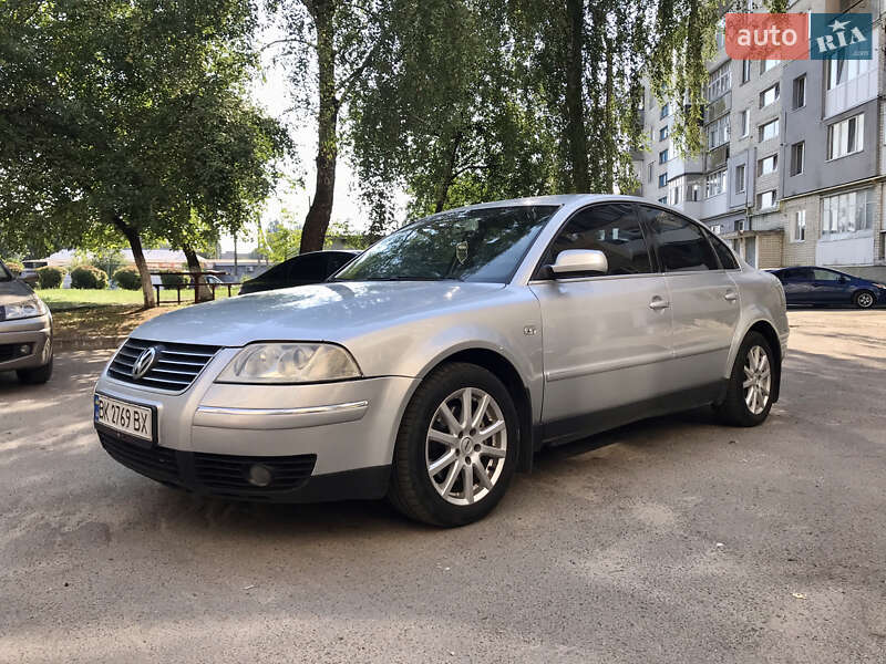 Седан Volkswagen Passat 2003 в Здолбунове