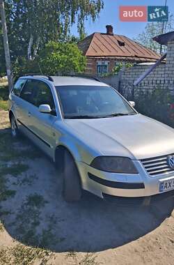 Универсал Volkswagen Passat 2001 в Харькове